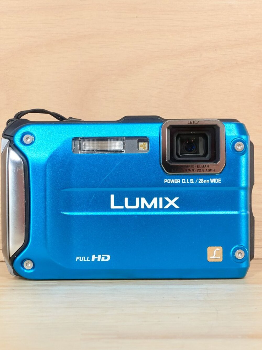 Panasonic Lumix DMC-TS3 12.1MP Digital Camera Blue Leica Lens Tested